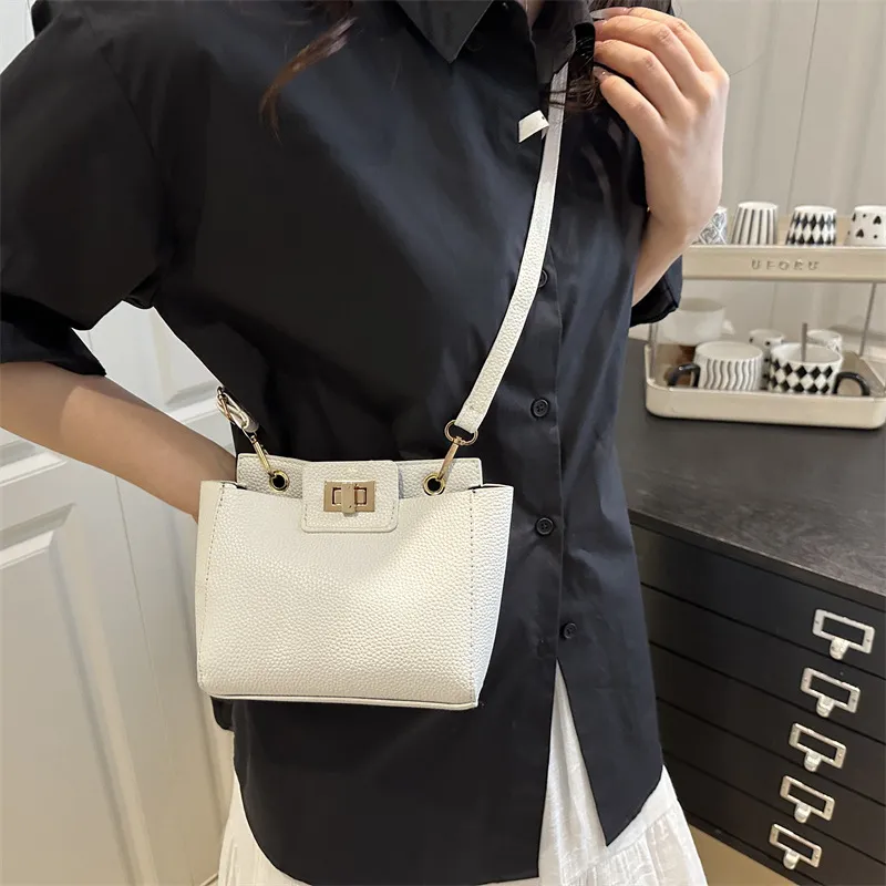 Shoulder Bag Women 2025 New Eu - Leather Work Leather recension och pris
